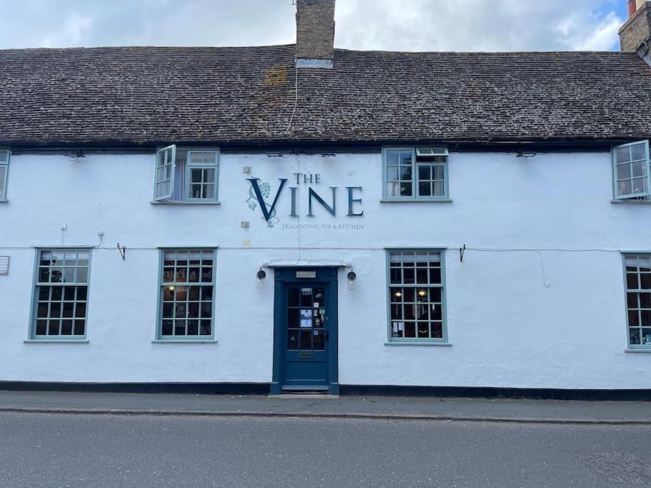 Elegant Oak Beamed House In Pretty Village Buckden  Esterno foto