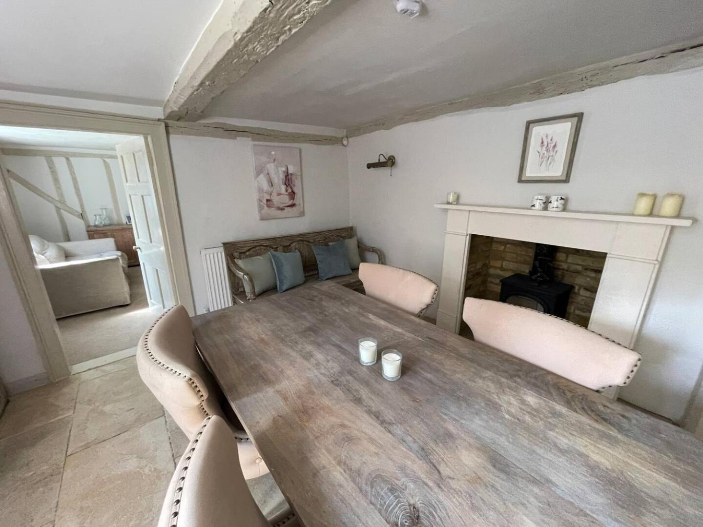 Elegant Oak Beamed House In Pretty Village Buckden  Esterno foto